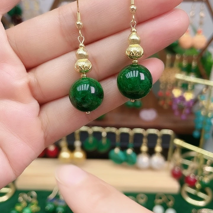 合金石英质玉耳饰