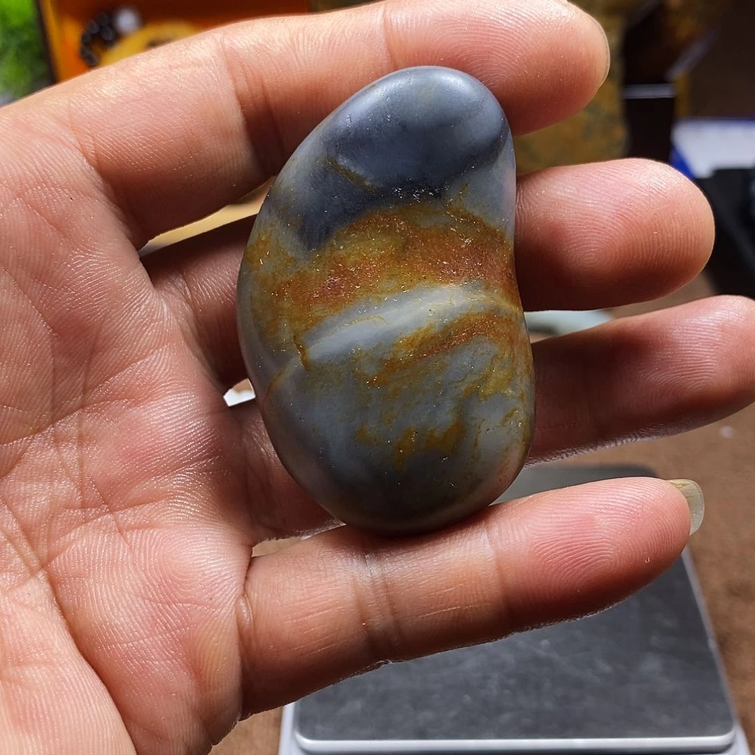 和田玉（子料）未镶嵌把件