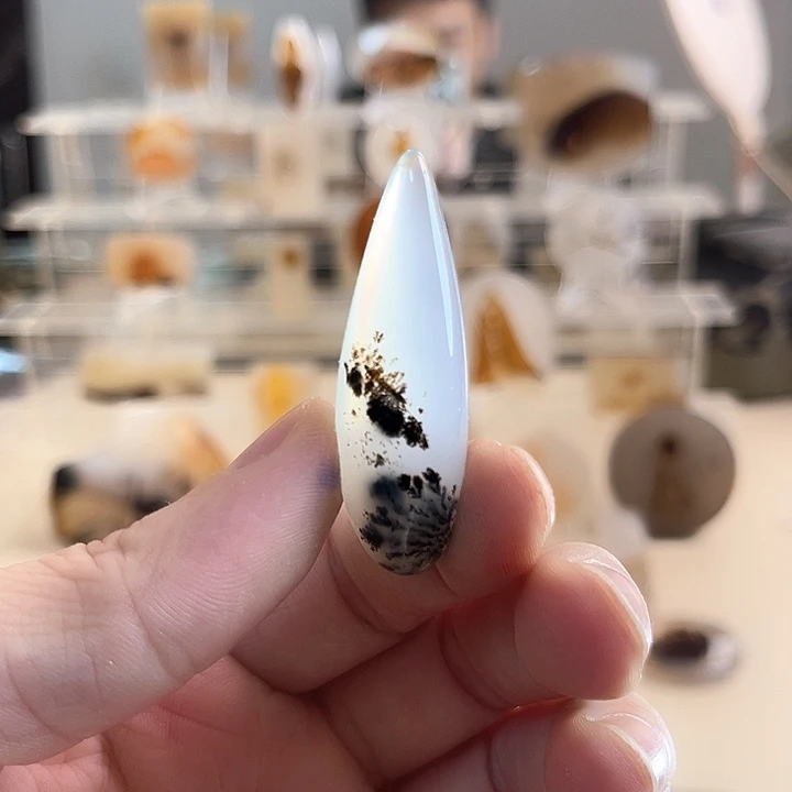 玛瑙/玉髓未镶嵌吊坠(不含链)