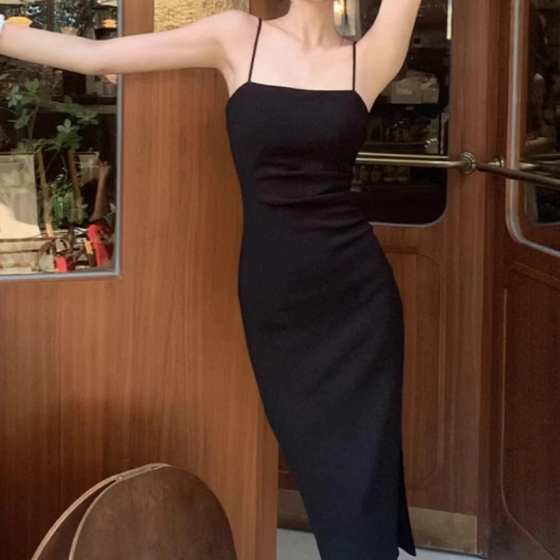 辣妹修身性感吊带连衣裙女2025年新款气质高级感开叉包臀长裙子