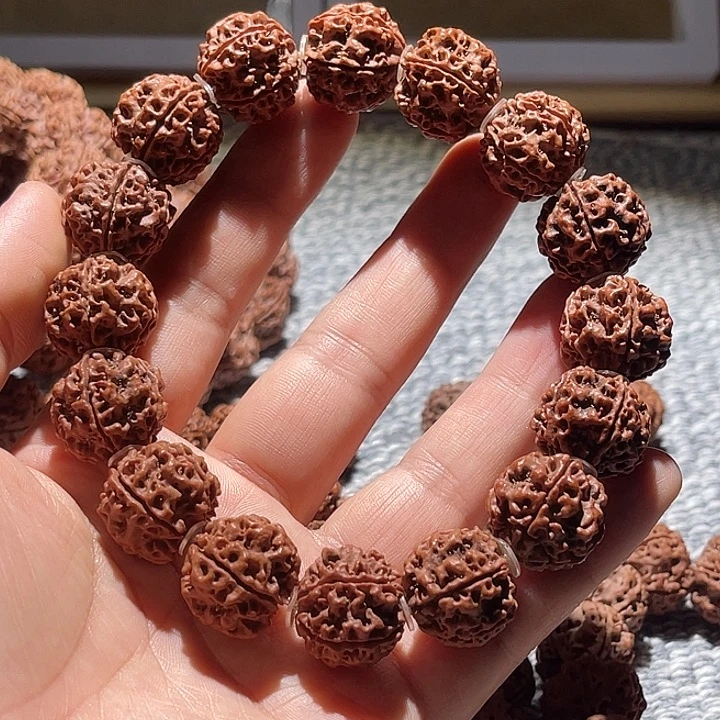 金刚菩提吊坠红皮铁籽19