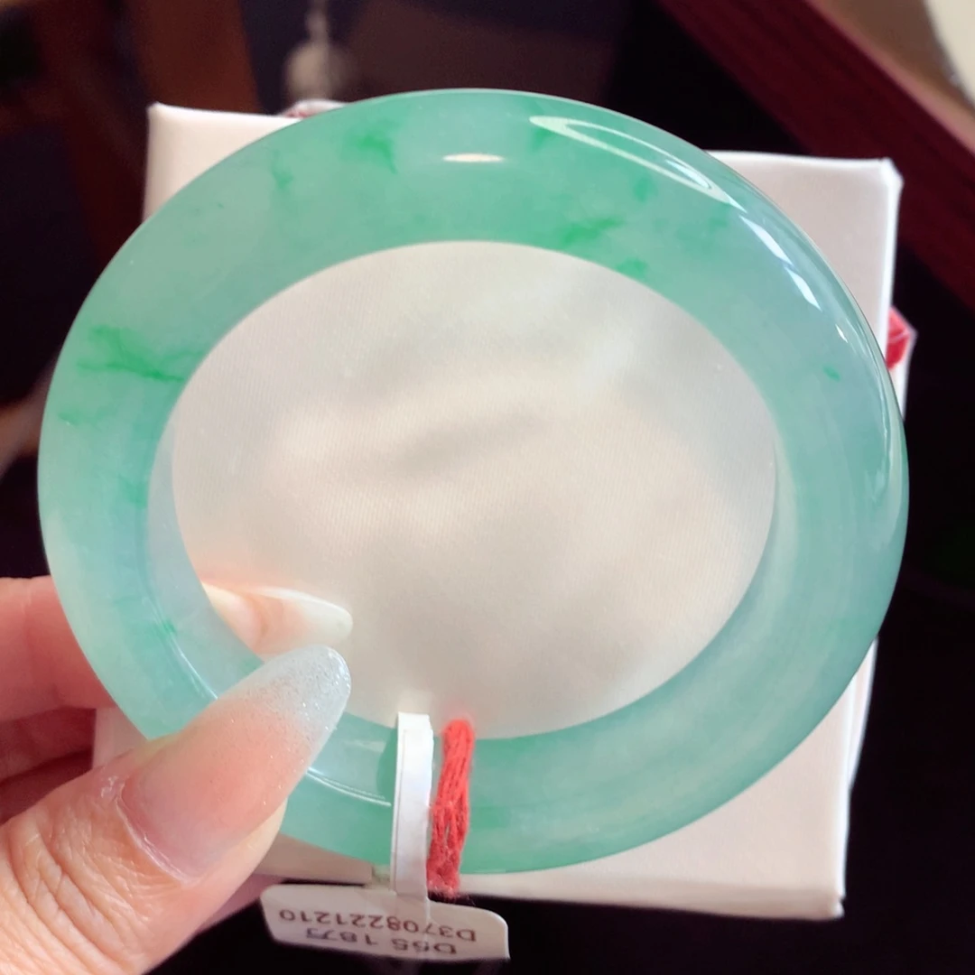 未镶嵌手镯翡翠55圈厚装冰绿飘翠（32号）