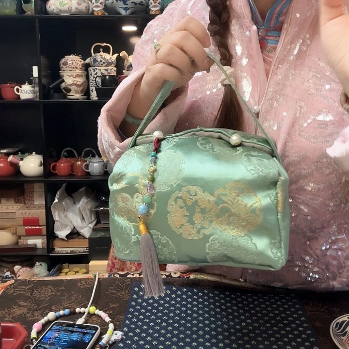 茶具茶包。。。。。。。。。。