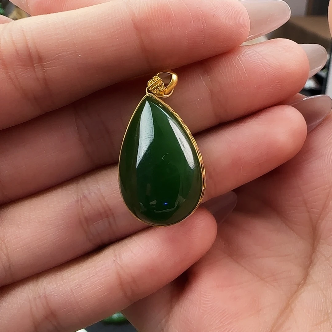 和田玉（碧玉）18K金镶嵌吊坠(不含链)