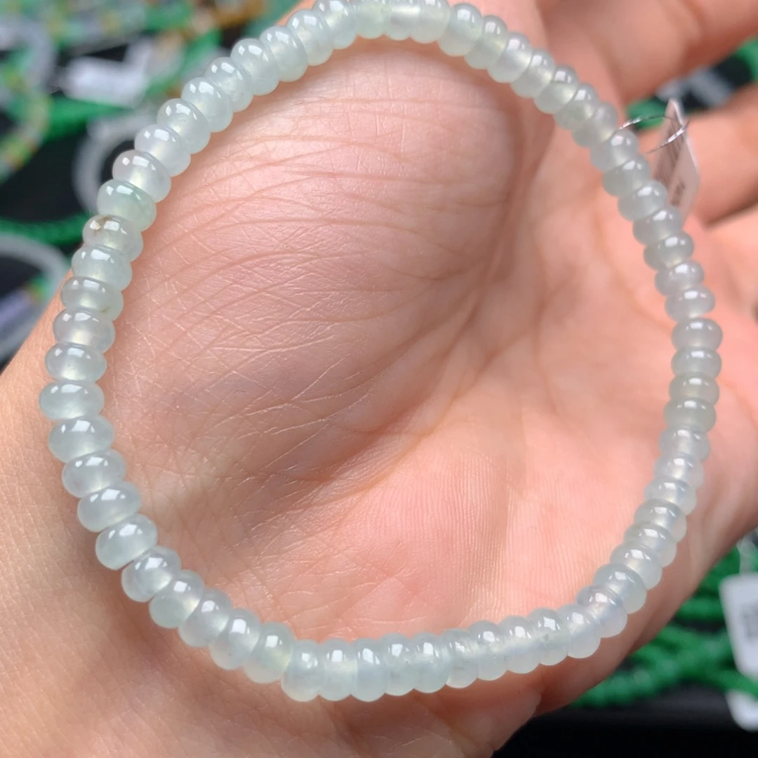 翡翠手链未镶嵌卡