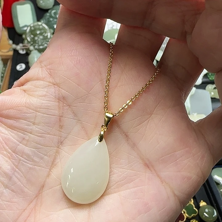 吊坠(赠链)银S925镶嵌和田玉