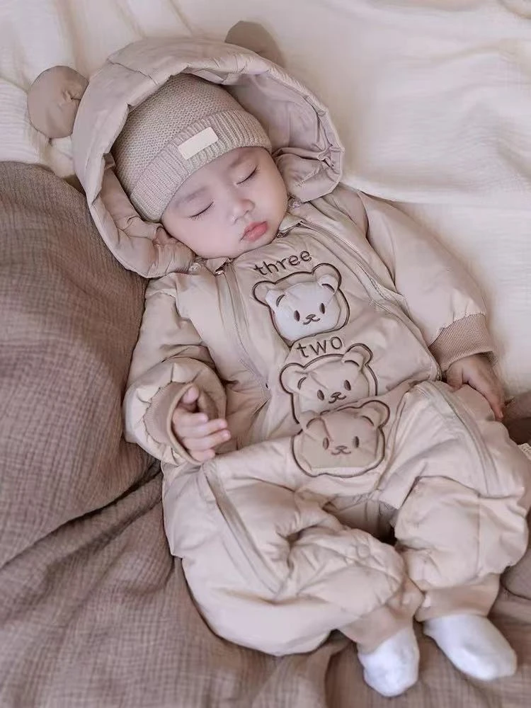 婴幼儿冬季新款三只熊双拉链棉哈衣卡通可爱外出爬服
