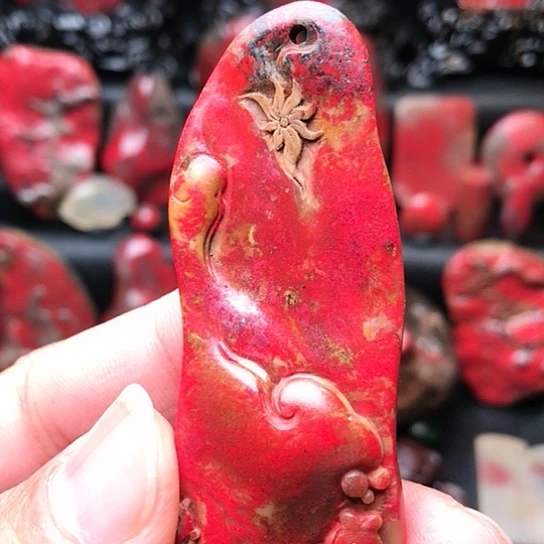 昌化石昌化鸡血石挂件