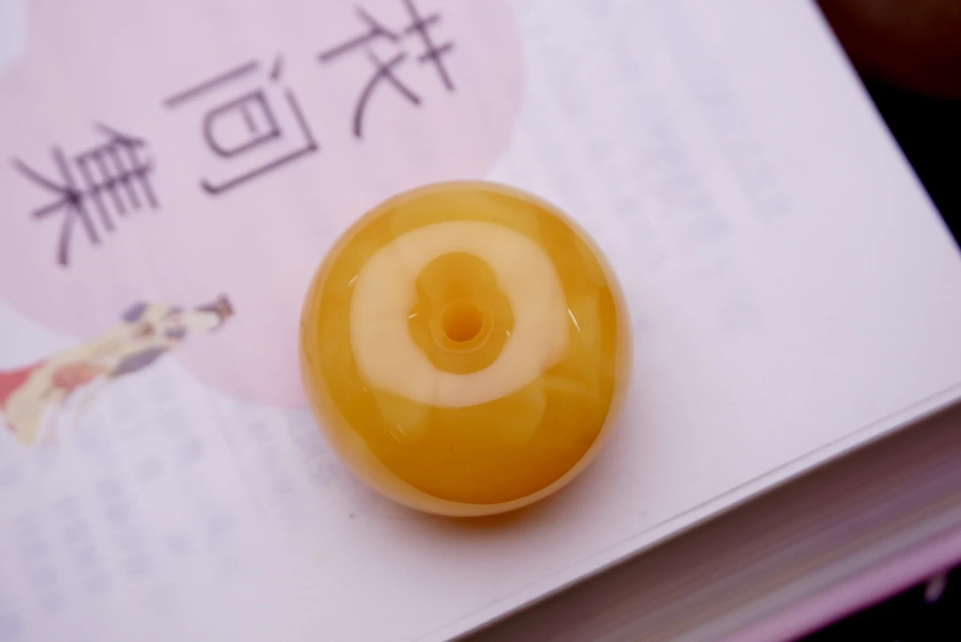 臻品焦皮料橘底妖花天然蜜蜡平安扣吊坠