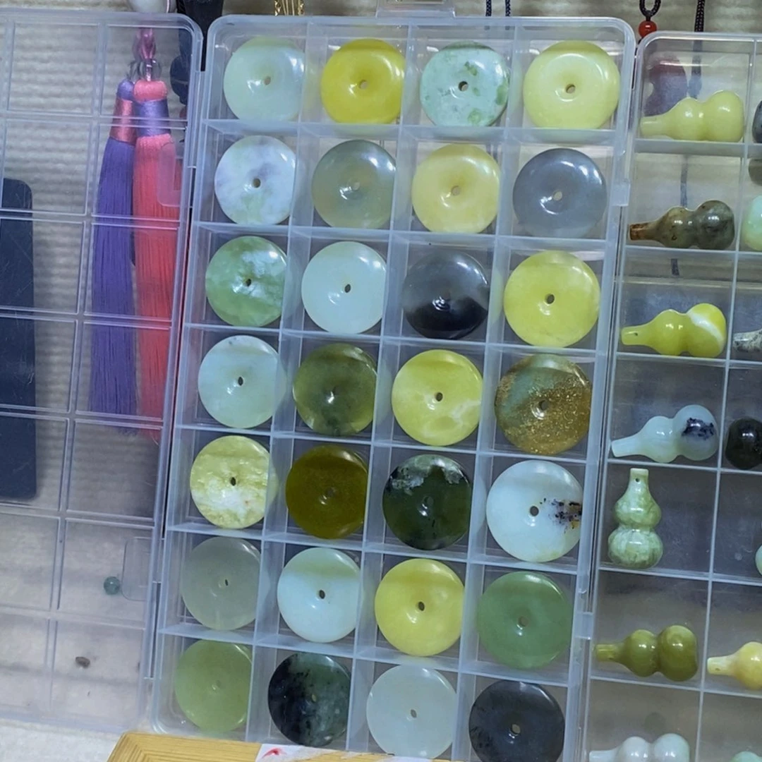 蛇纹石玉未镶嵌颈饰251