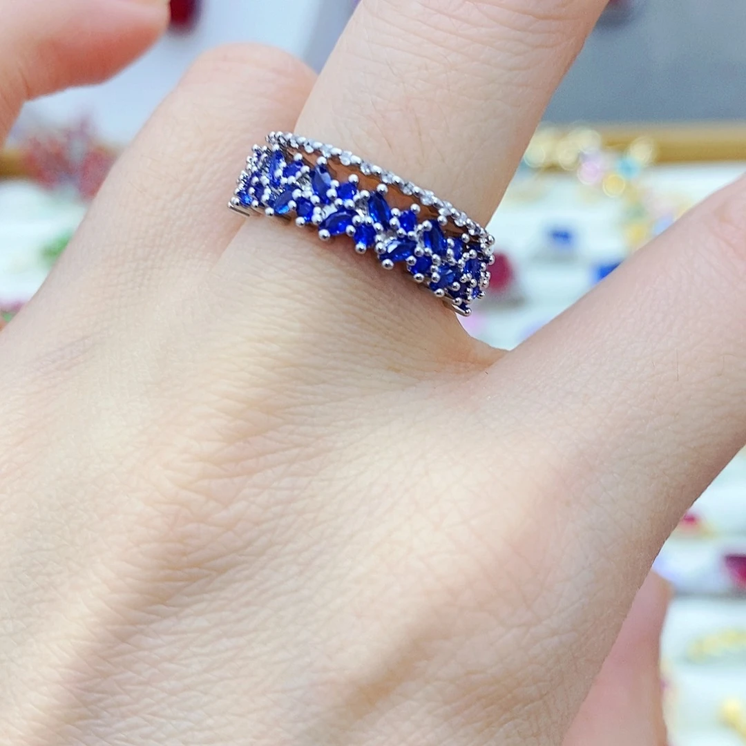 戒指蓝宝石未镶嵌