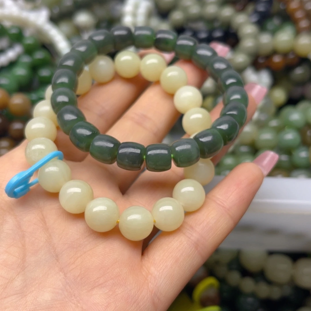 手串足银镶嵌和田玉