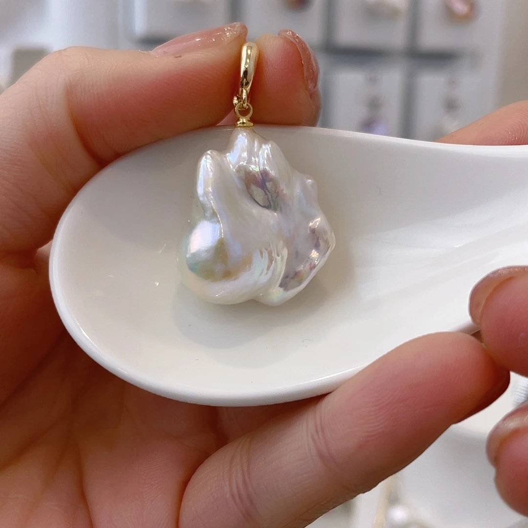 淡水珍珠颈饰银S925镶嵌瑞*?