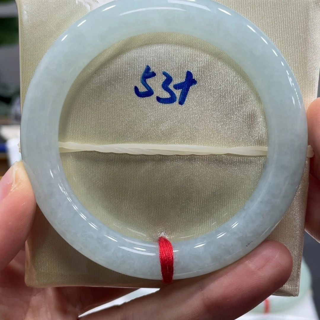 翡翠未镶嵌手镯翡翠