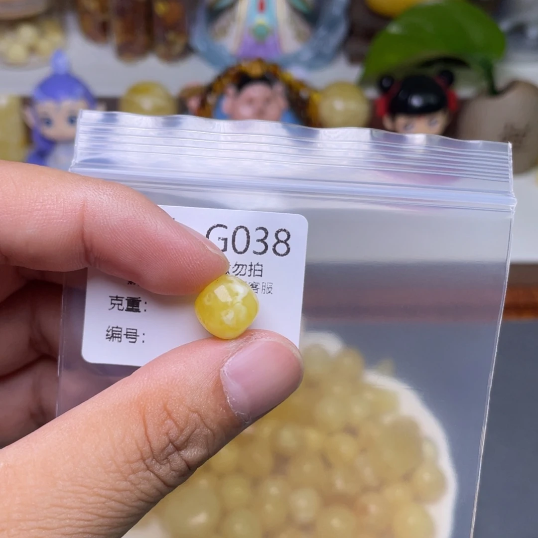 琥珀未镶嵌珠宝奇石
