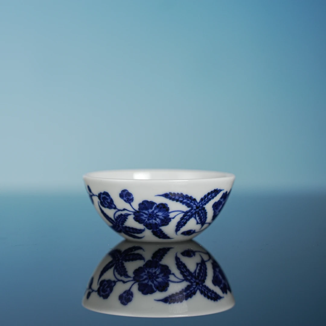 游玉堂 仿明青花秋葵卧足杯