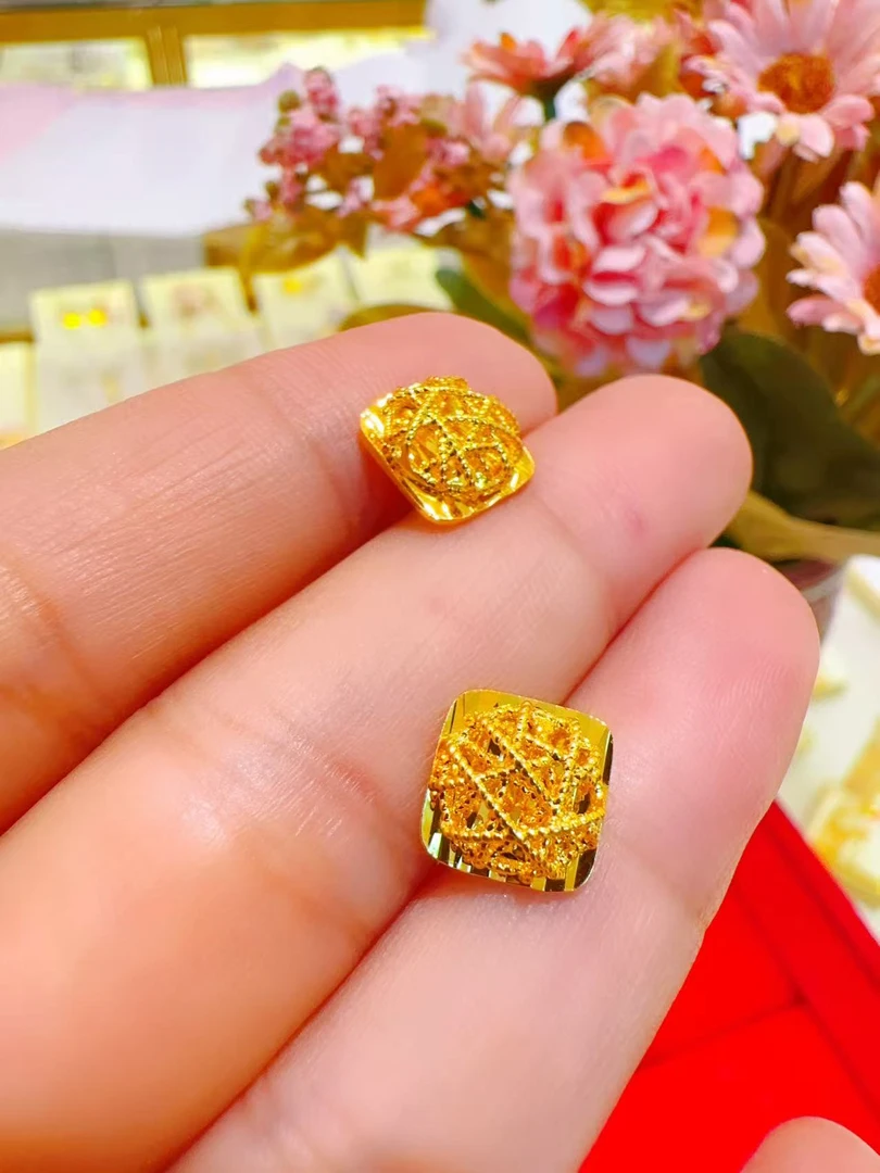 合金耳饰 0.1g 耳钉经典 سېھران قاپلىما ئالتۇنلىرى