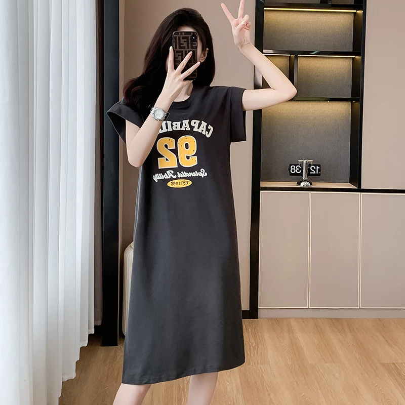 2025夏季哺乳衣外出宽松显瘦中长款T恤裙字母印花无袖喂奶连衣裙
