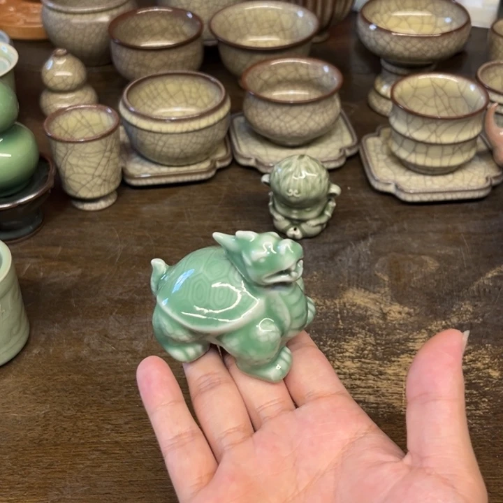 青瓷微瑕浮力特价