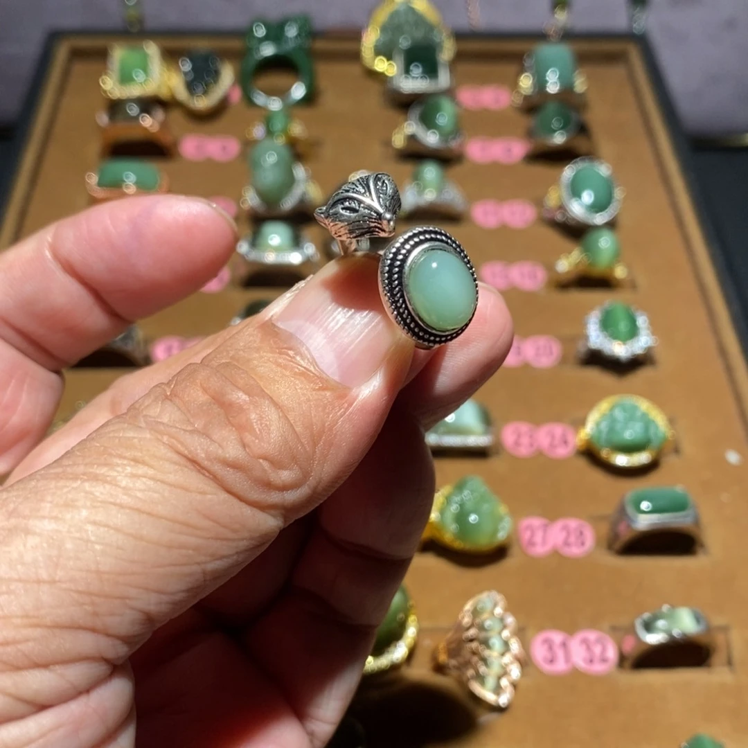 和田玉（碧玉）戒指未镶嵌