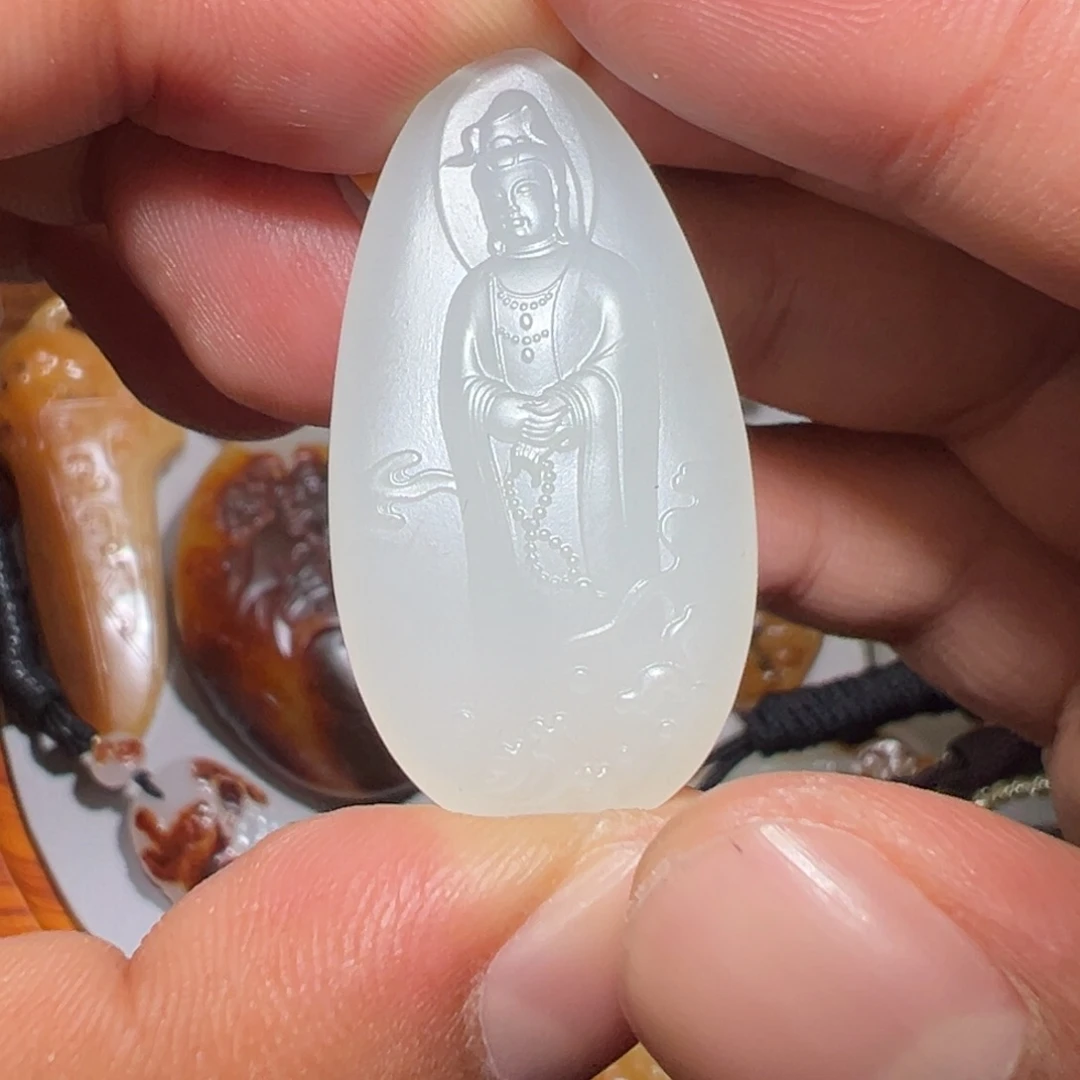 和田玉（糖玉）未镶嵌颈饰