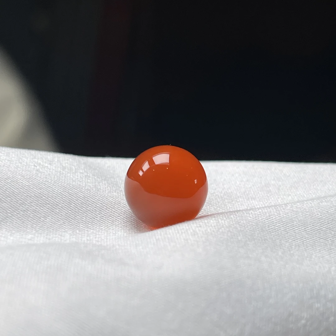 保山南红天然原矿冰红圆珠但单珠