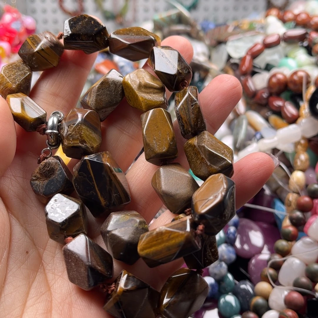 石英质玉珠宝奇石未镶嵌图