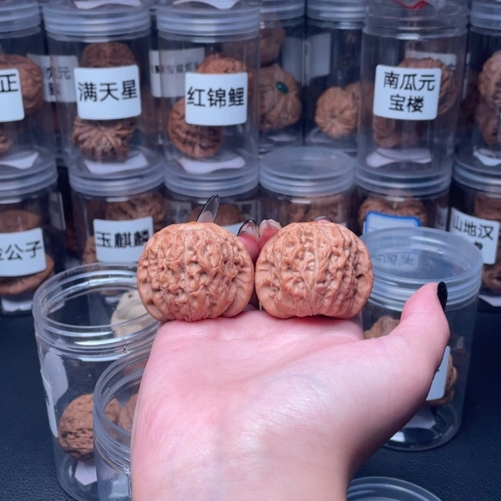 买***主手串/手链核桃血麒麟42