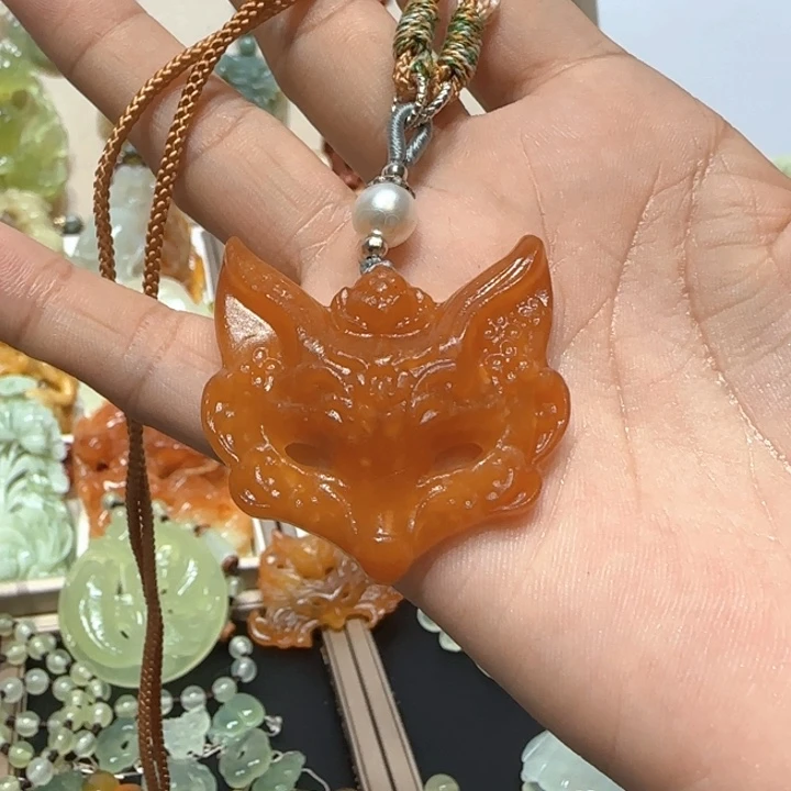 蛇纹石玉未镶嵌吊坠