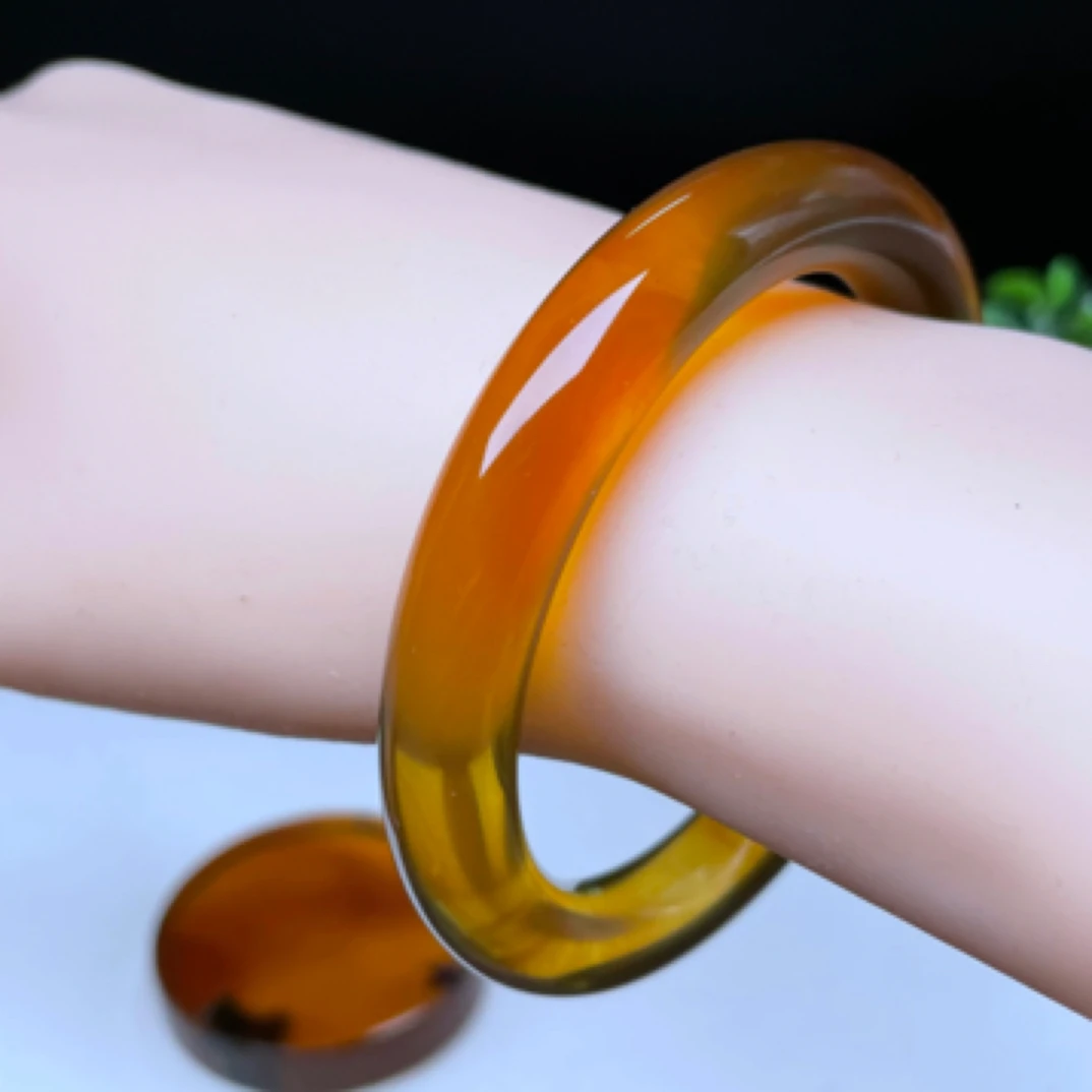 【李氏珠宝】55圈10粗糖果果冻料天然缅甸琥珀手镯无瑕疵