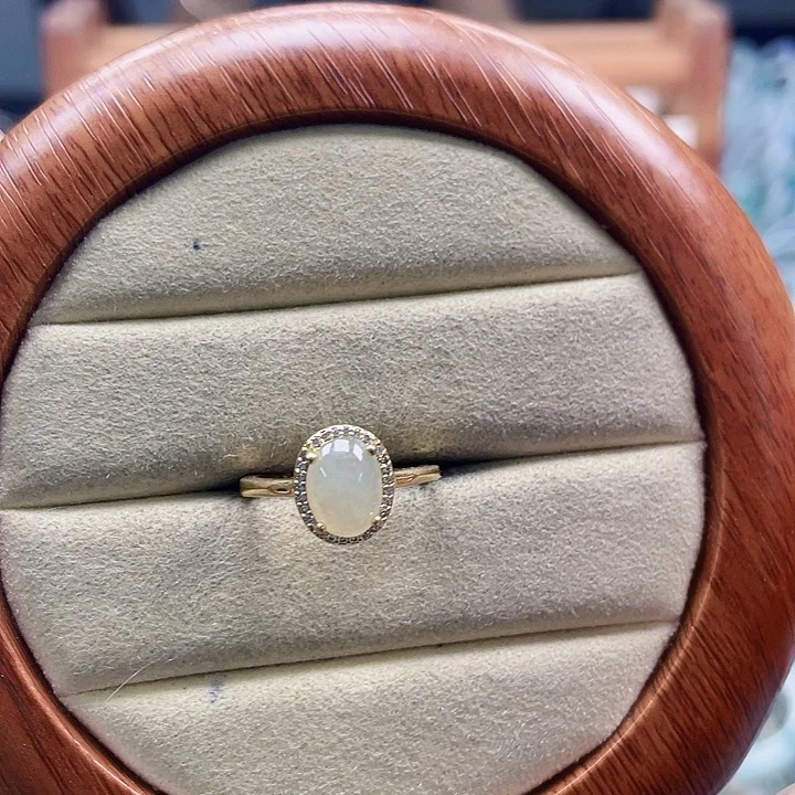 翡翠未镶嵌颈饰天然翡翠