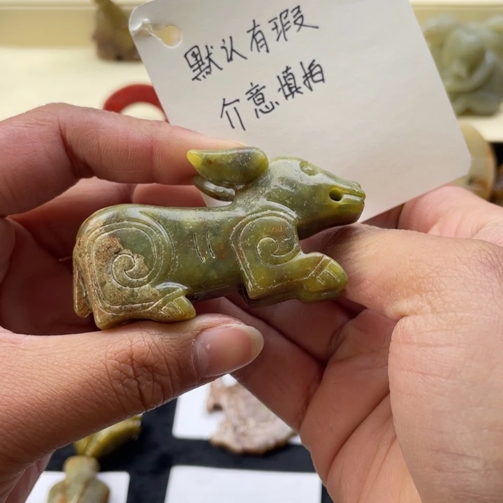 蛇纹石玉颈饰未镶嵌30