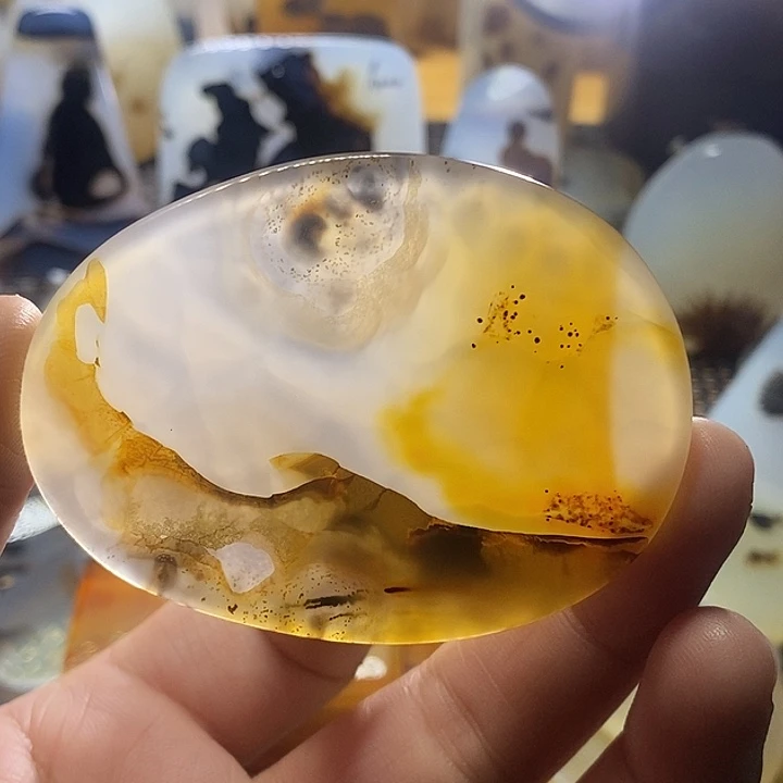 未镶嵌颈饰玛瑙/玉髓啊*