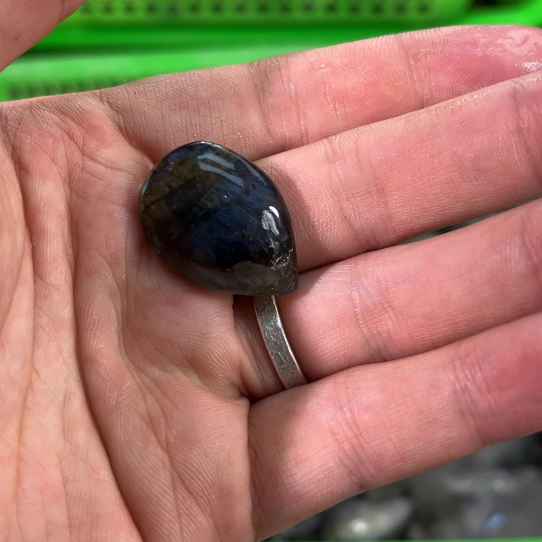 拉长石吊坠未镶嵌打*兽