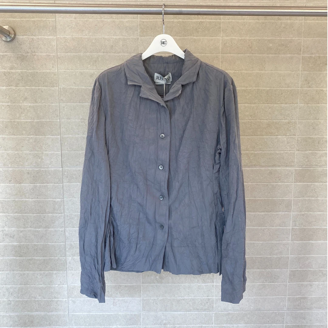 RECTO 褶皱翻领衬衫25年秋RT25WBL003GR——2520