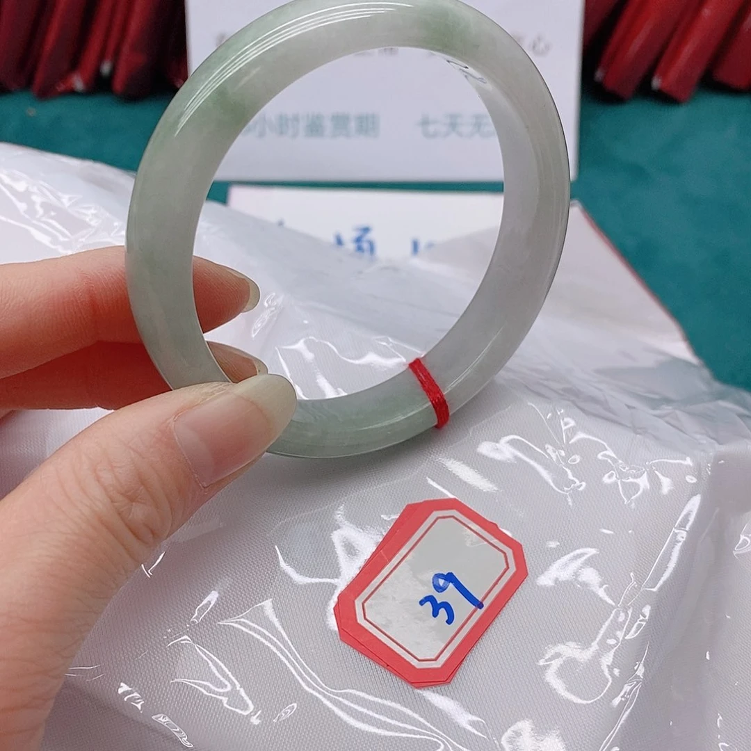 翡翠手镯未镶嵌梦3999999999