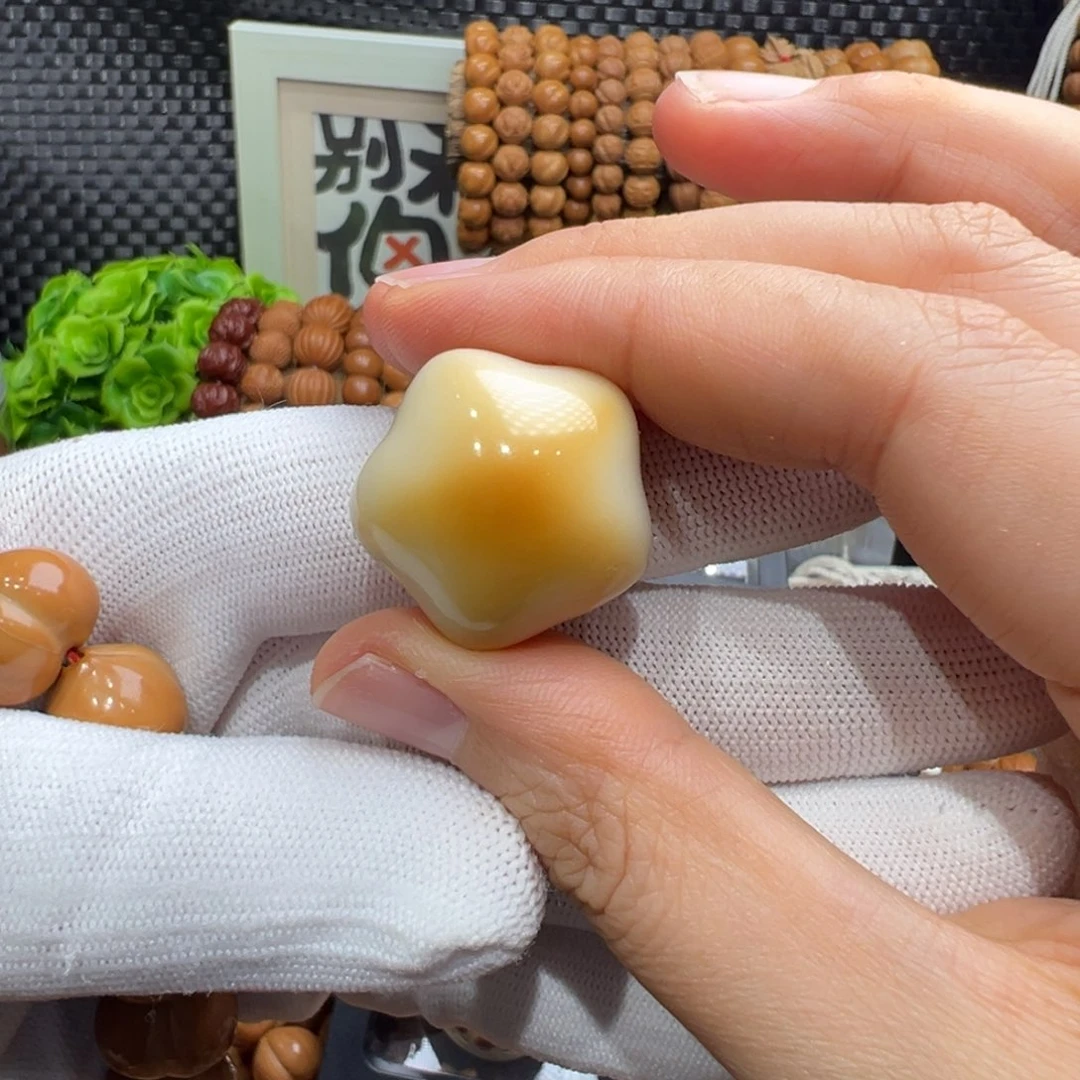 猴头核桃手串配饰