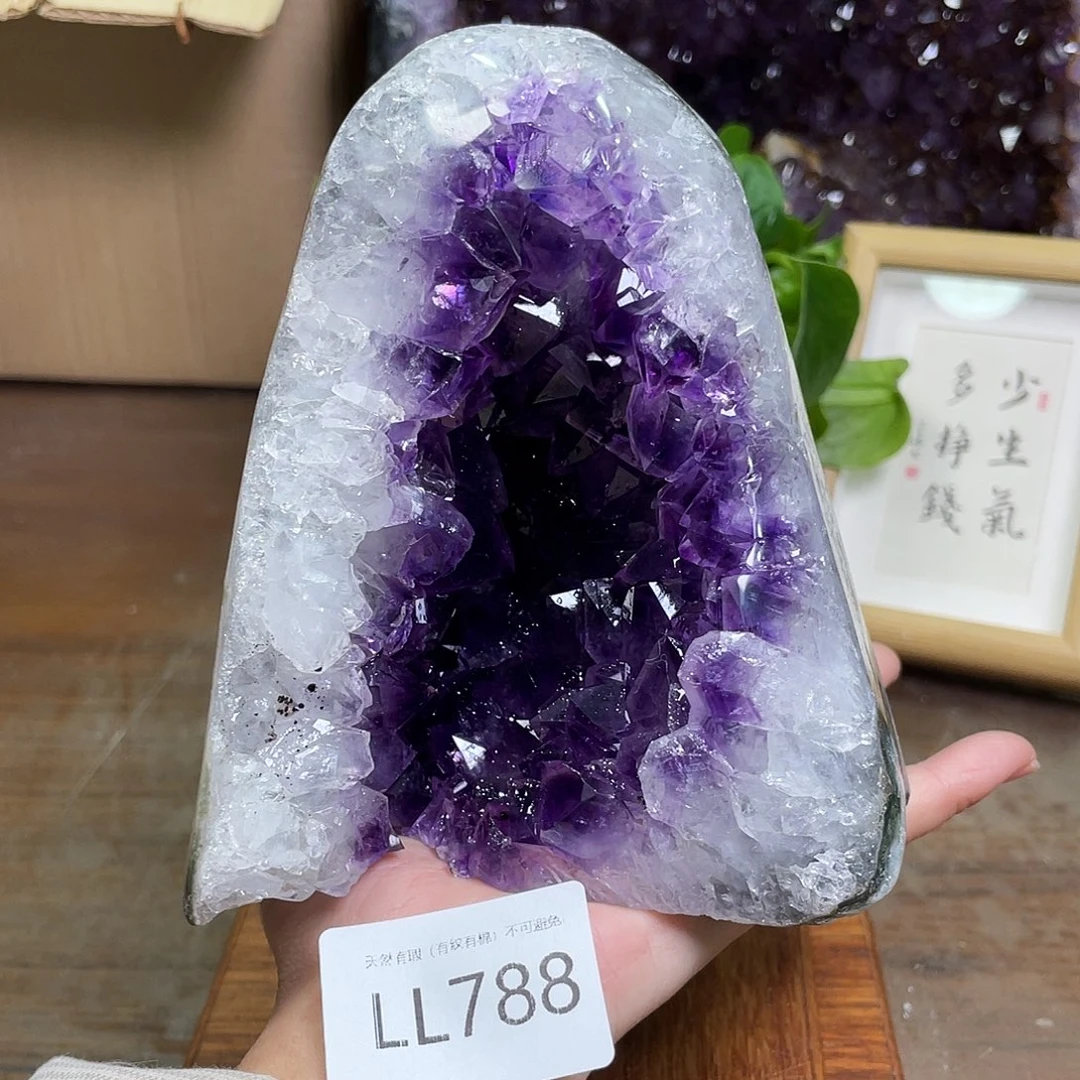 未镶嵌大型摆件（非配饰）水晶