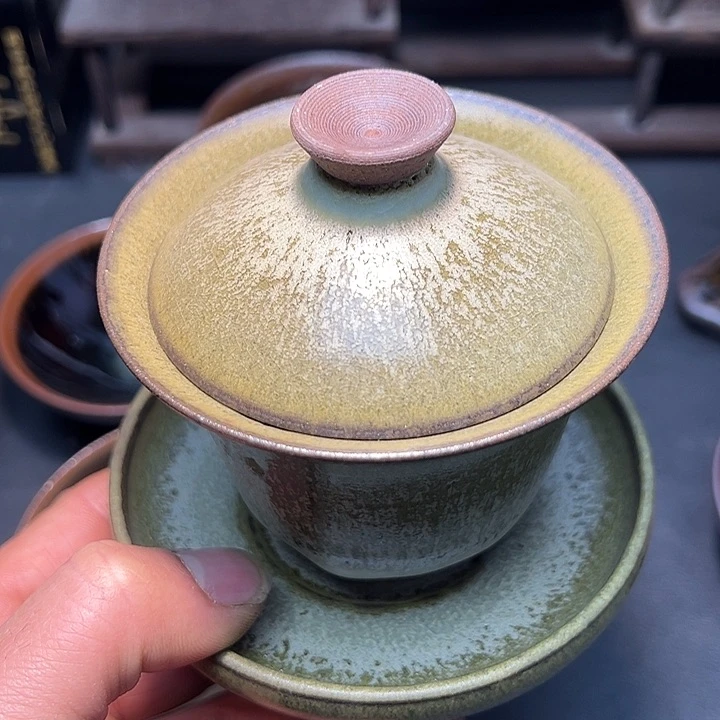 茶盏建盏……建。茶盏