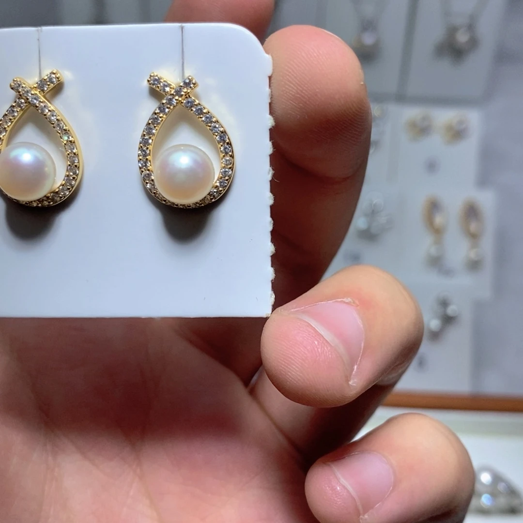 银S925镶嵌淡水珍珠耳饰