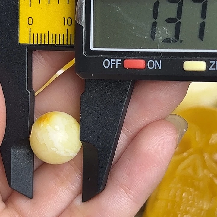 蜜蜡未镶嵌裸石蜜蜡257