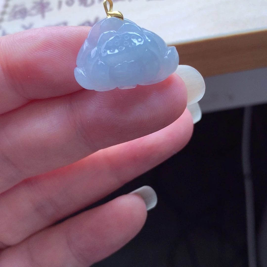 翡翠颈饰18K金镶嵌吊坠