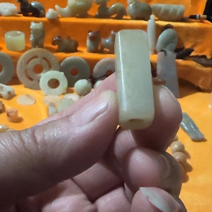 翡翠未镶嵌挂件玉勒子