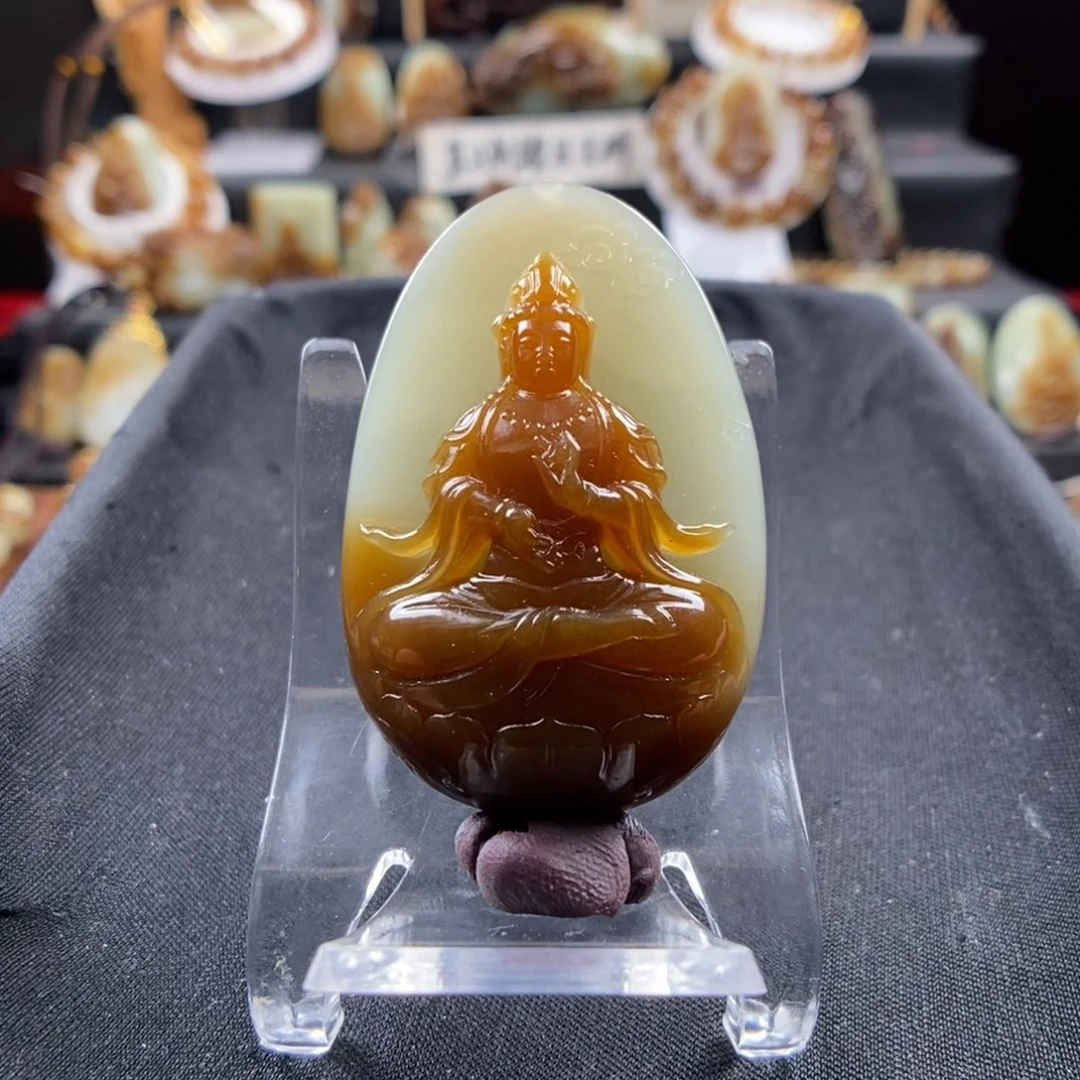 和田玉（糖玉）未镶嵌颈饰