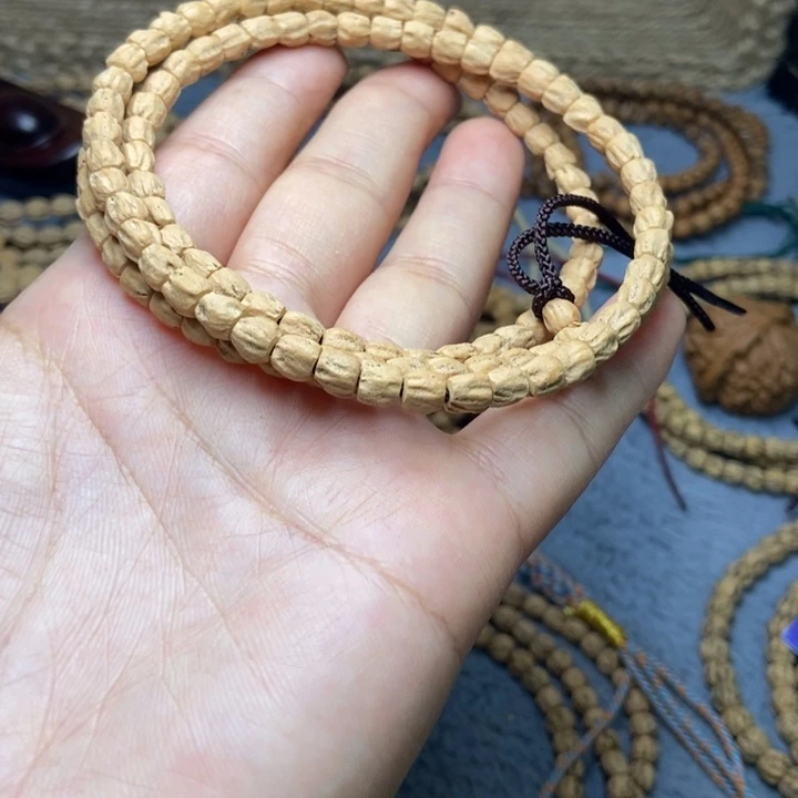 【闪购商品】吊坠柏香籽/百香籽