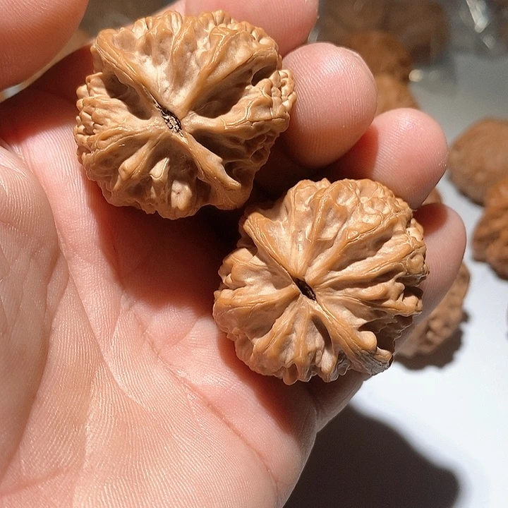 吊坠文玩核桃白****爷将军