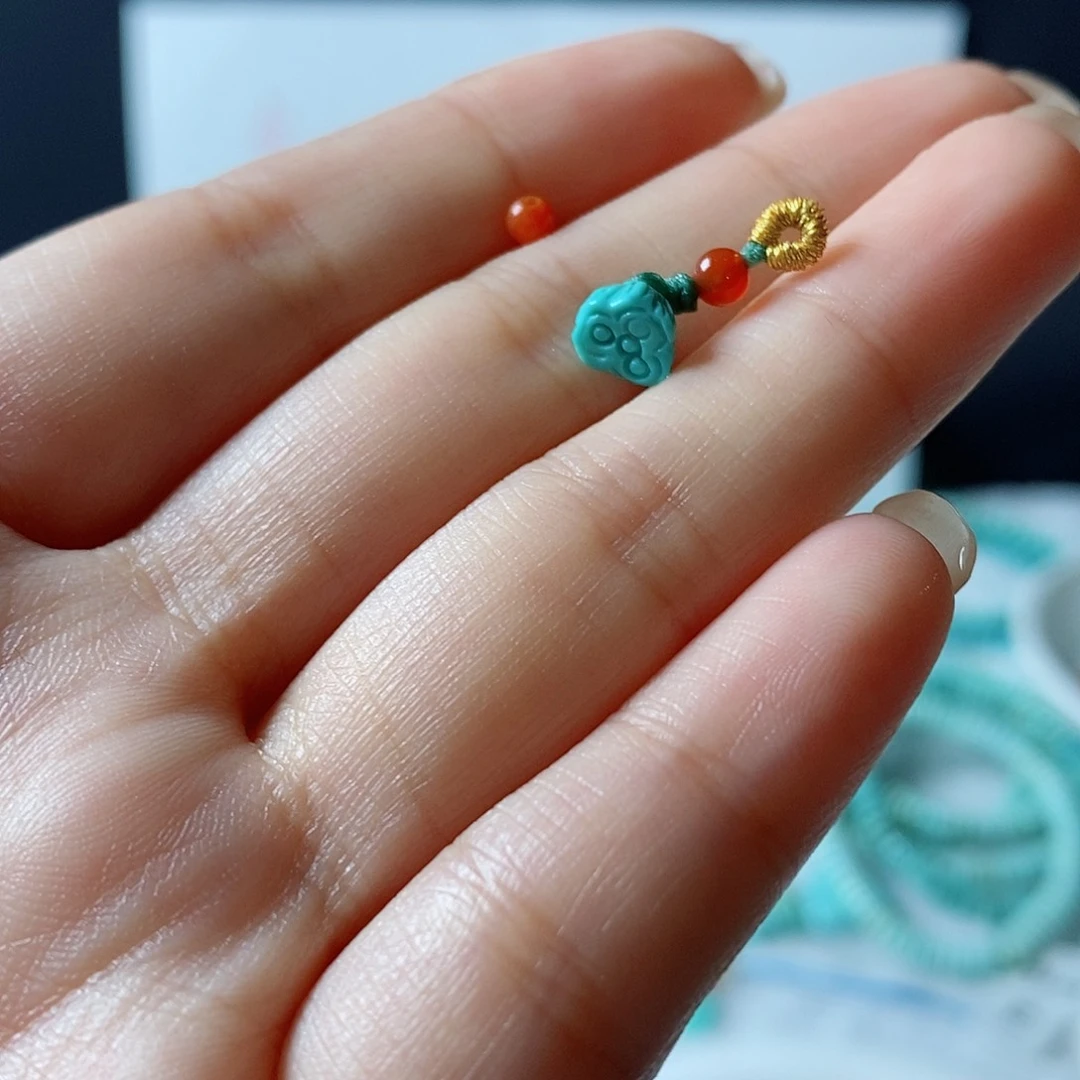 南红玛瑙颈饰未镶嵌