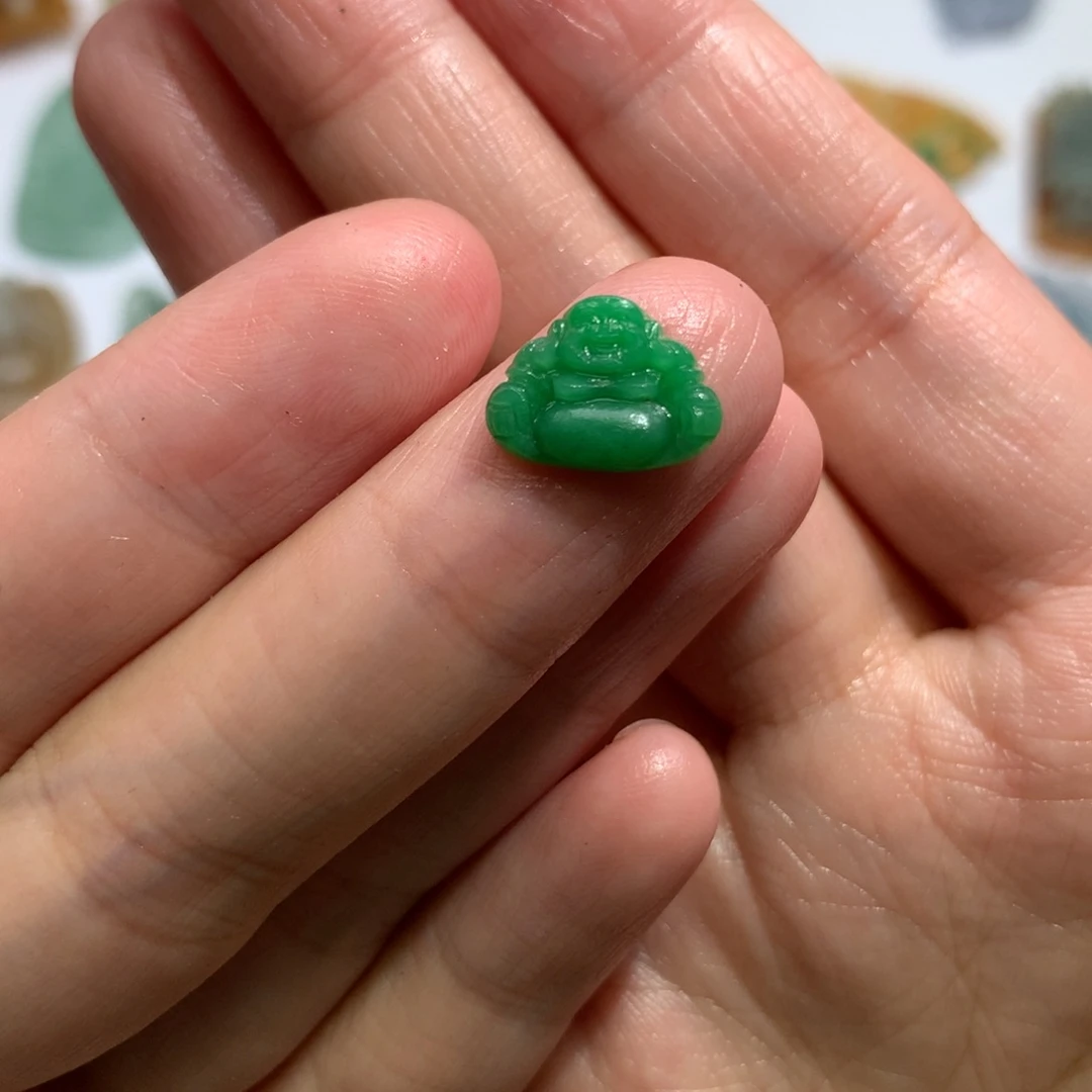 定制翡翠未镶嵌半****佛公