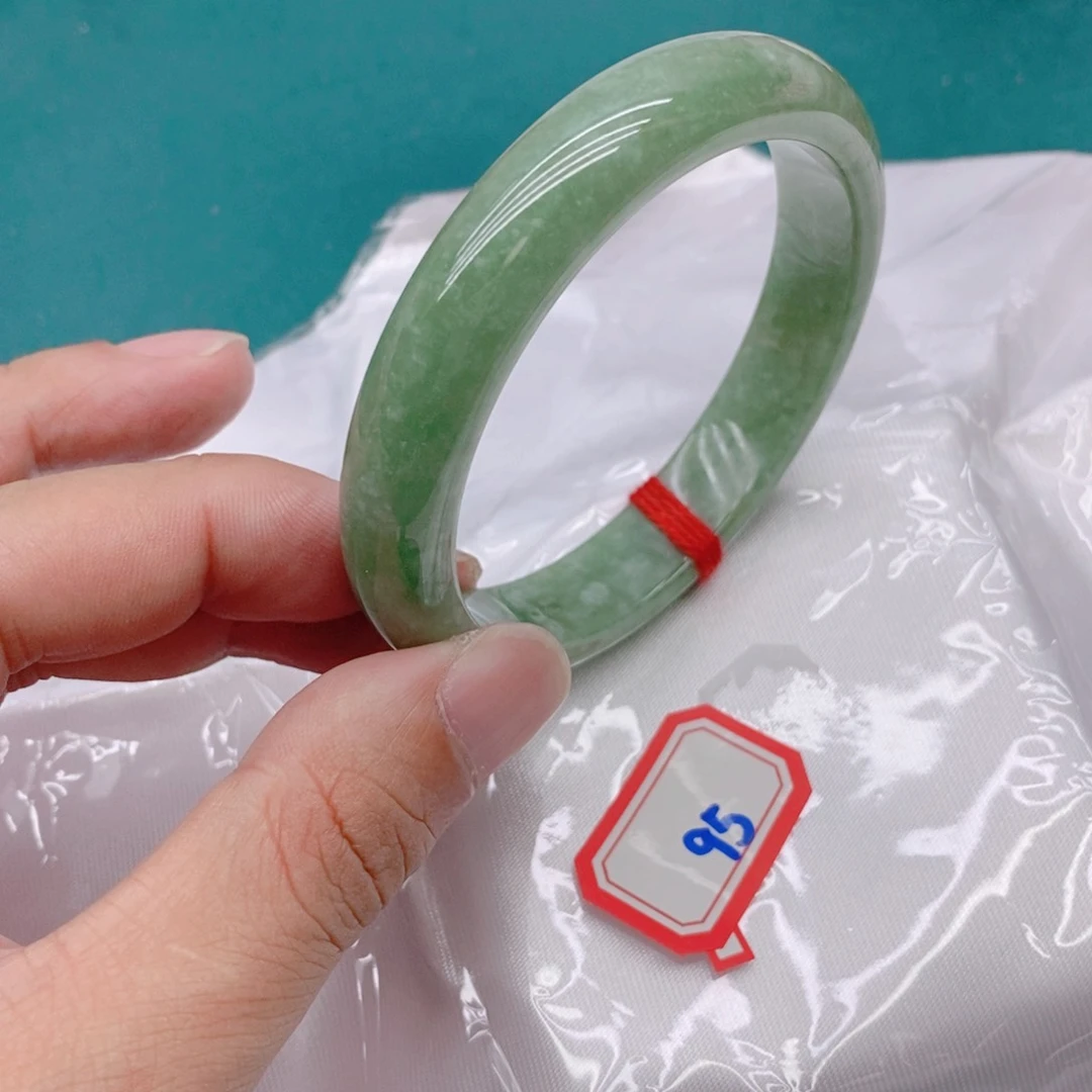 翡翠手镯未镶嵌95555/59