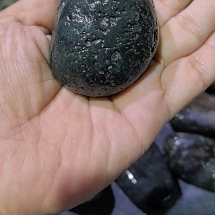 鸡***宝有机玻璃藏玉药王石原石手把件一个